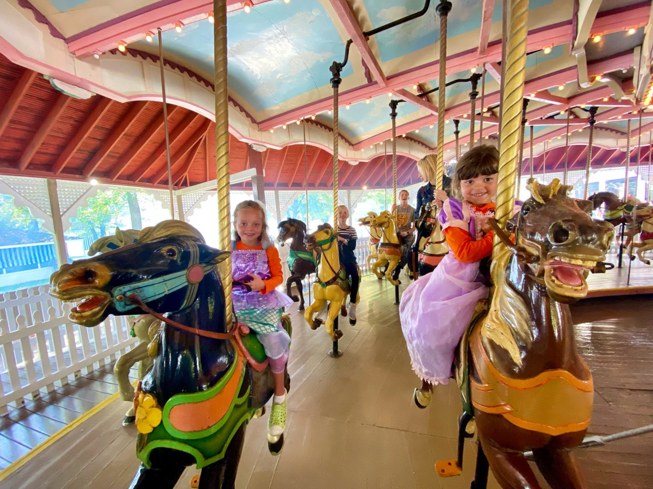 Merry Go Round Girls